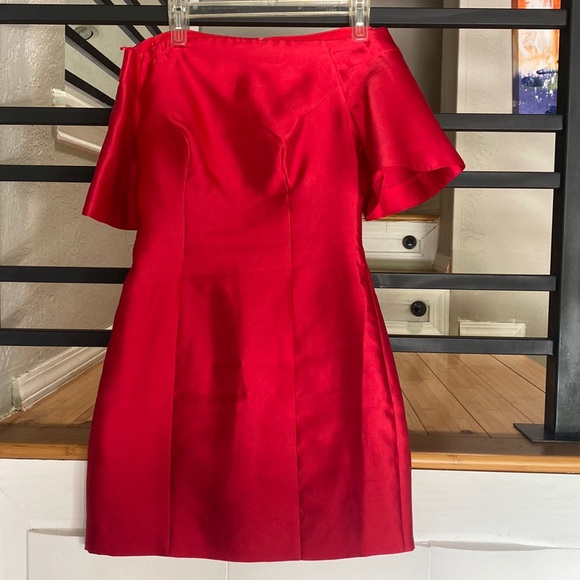 Off shoulder Red Dress - Picture 1 of 2